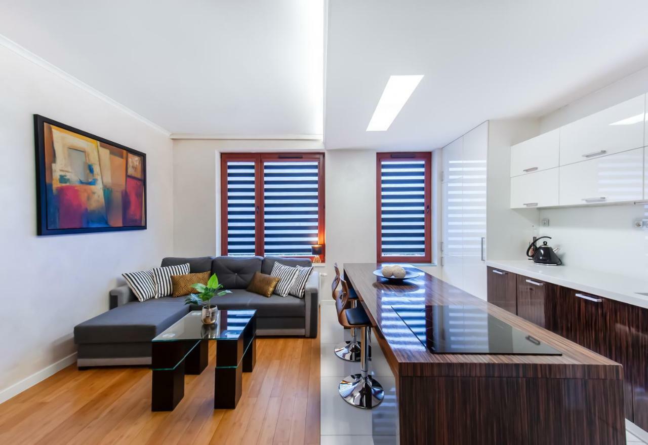 Апартаменти Clicktheflat Luxury In